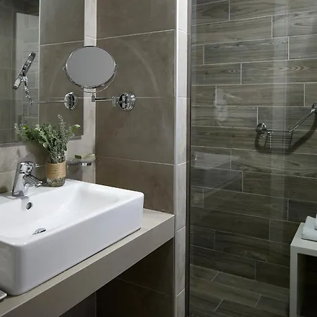 Lindia Thalassa 3*