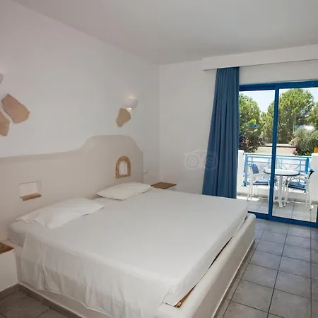 Lindia Thalassa Hotel 3*